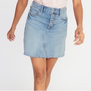🌴3/$20 Old Navy Denim Skirt